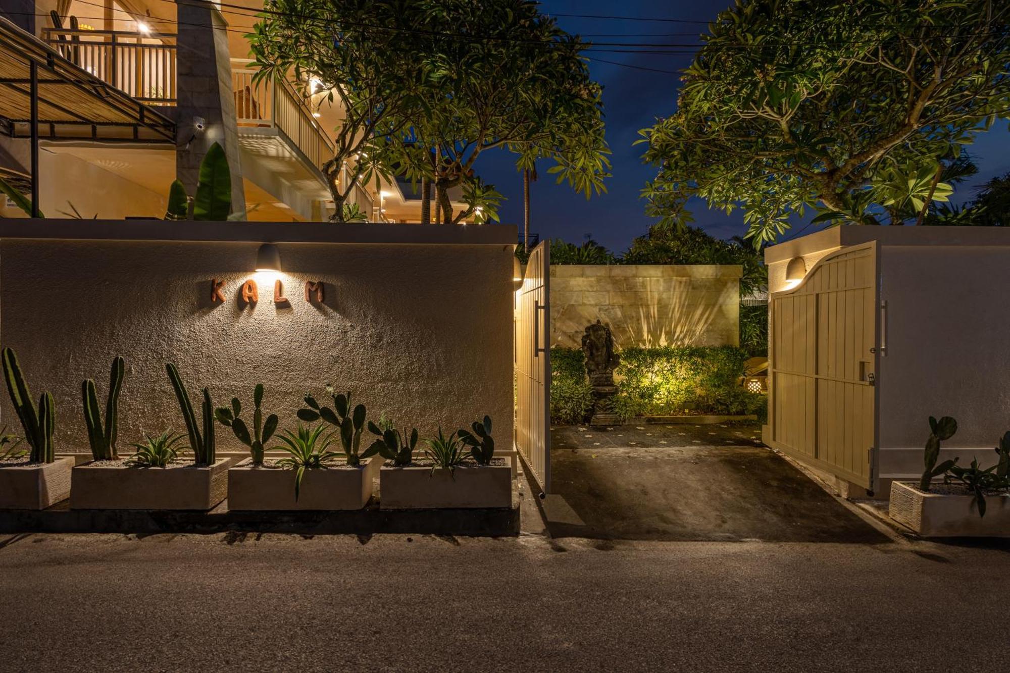 Hotel Kalm Bali Canggu Exteriér fotografie